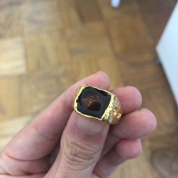 Jewelry - Gold brown/amber ring. Size 6.5